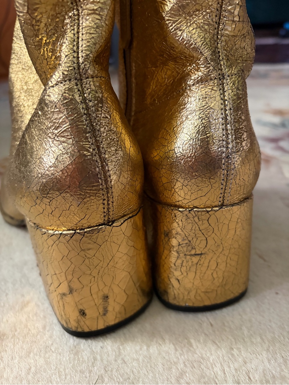 Schutz Good Fortune Metallic Gold Ankle Boots Size 9.5B Sold Out - Picture 4 of 6